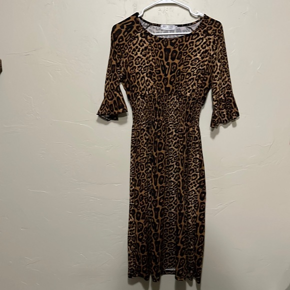 Cheetah Print Midi Dress - Picture 1 of 4